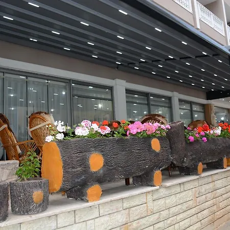 Sea Center Hotel