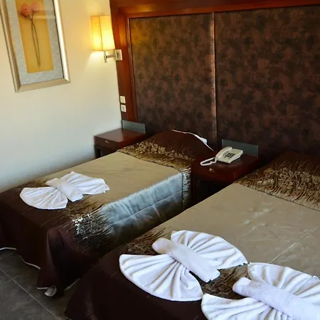 Sea Center Hotell 3*
