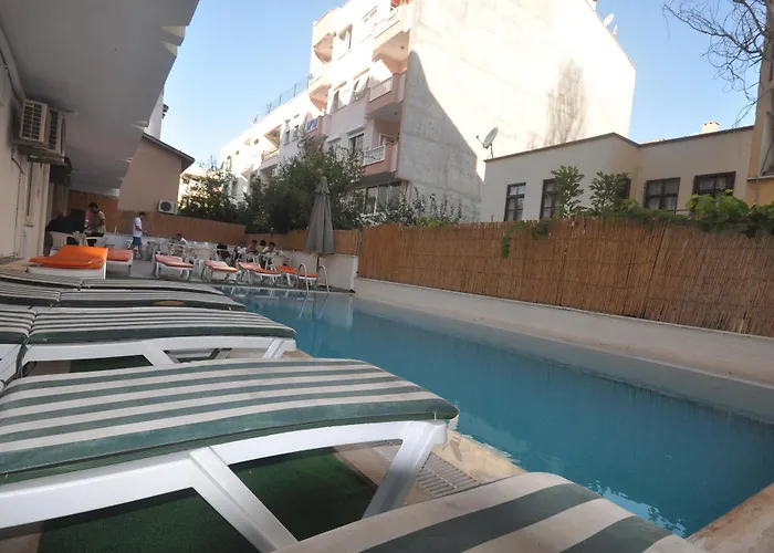 Sea Center مرمريس